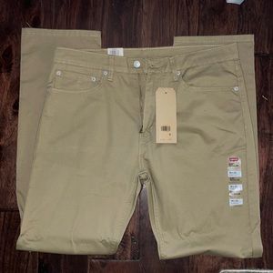 NWT Levi 505 Size 35x32 | Khaki Jeans